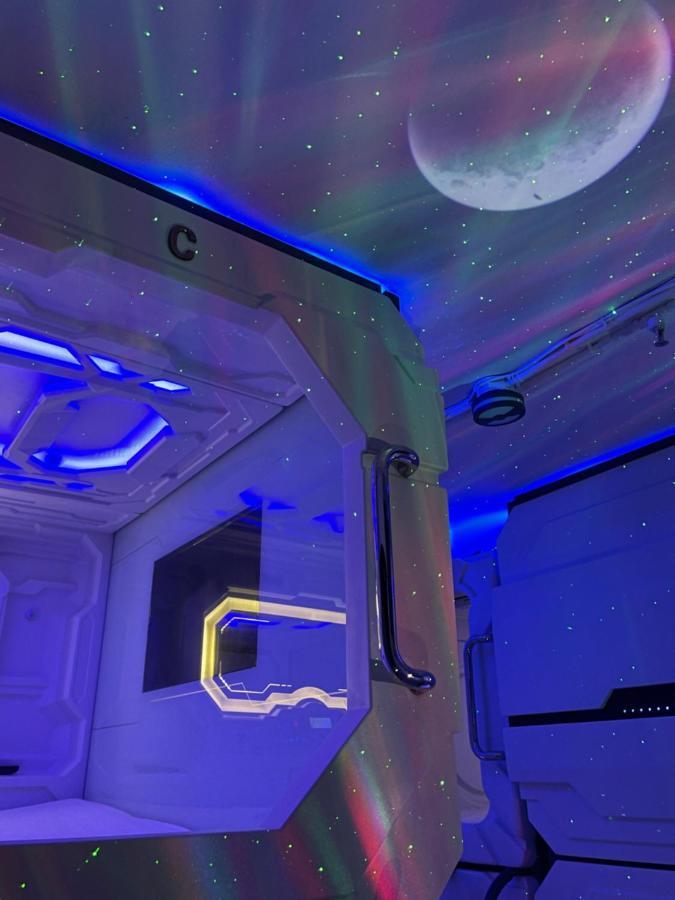מקטאן Bmax Spacepods Sleep In Space - 4Mins From Mactan Airport מראה חיצוני תמונה